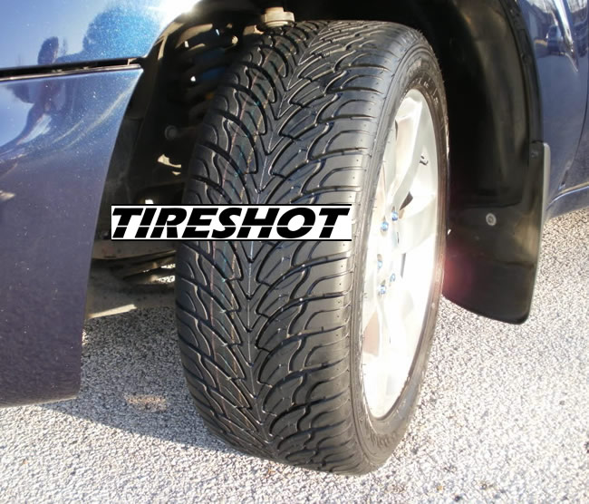 Tire Atturo AZ800